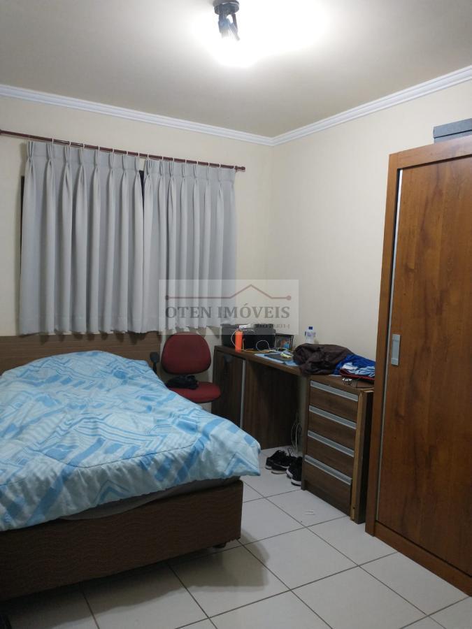 Casa à venda com 4 quartos, 180m² - Foto 3