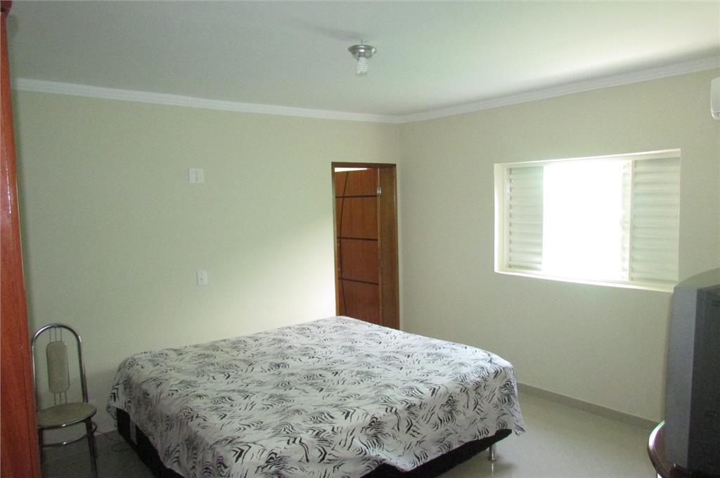 Casa à venda com 2 quartos, 156m² - Foto 16