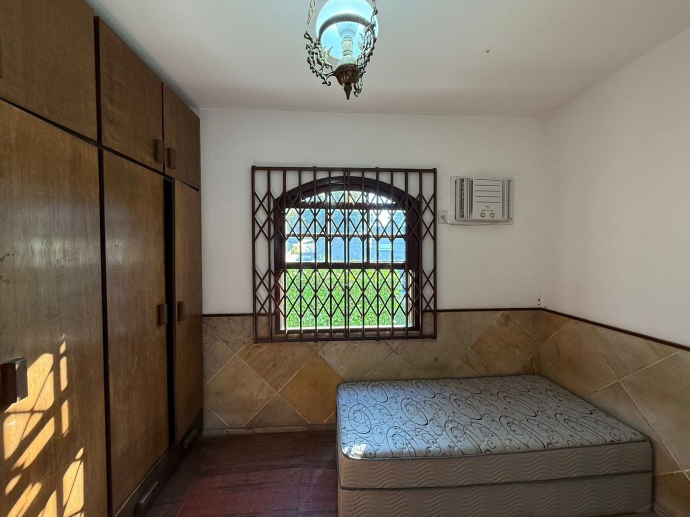 Casa à venda com 4 quartos, 720m² - Foto 11