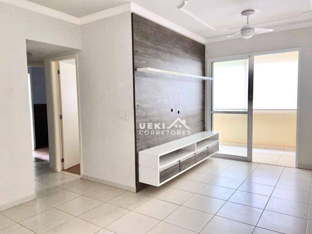 Apartamento para alugar com 3 quartos, 76m² - Foto 6