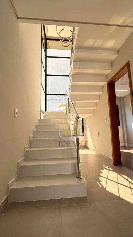 Sobrado à venda com 3 quartos, 252m² - Foto 9