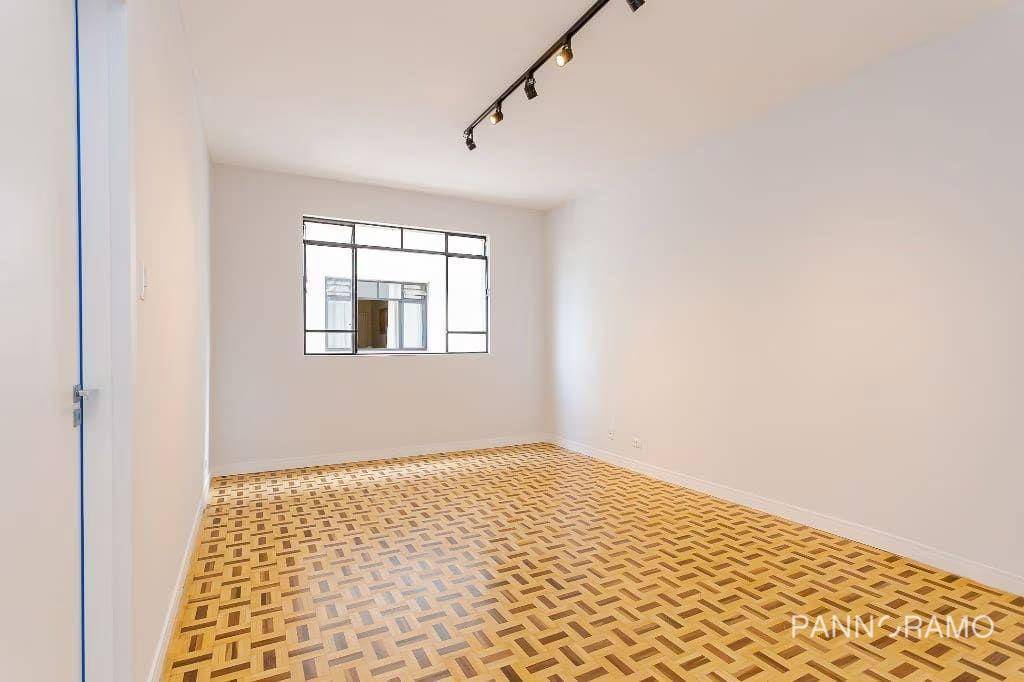 Apartamento à venda com 3 quartos, 80m² - Foto 4