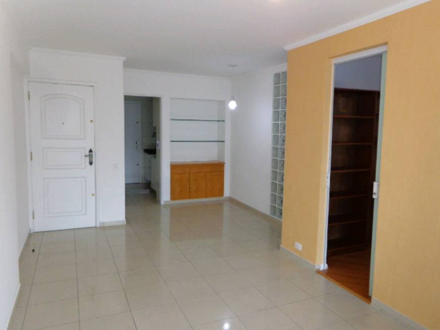 Apartamento para alugar com 2 quartos, 104m² - Foto 2