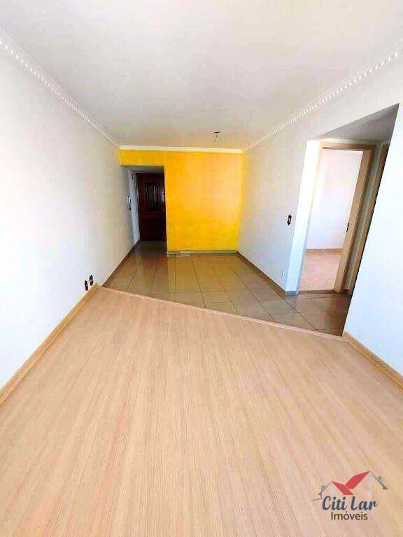 Apartamento à venda com 2 quartos, 60m² - Foto 4