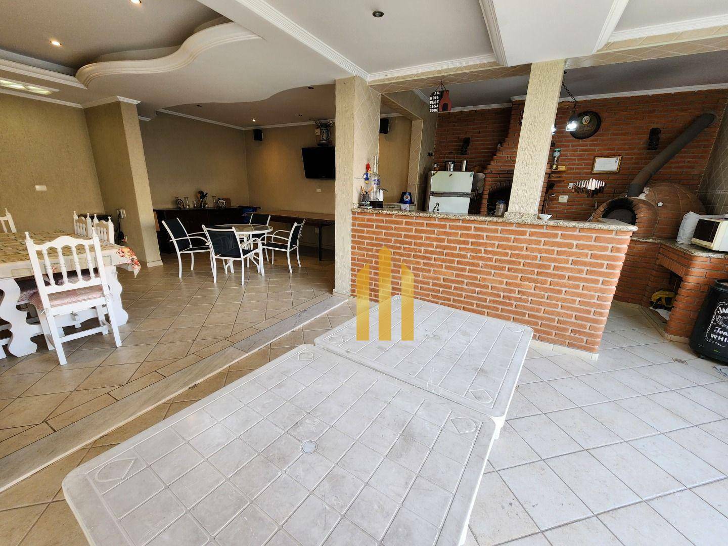 Casa à venda com 3 quartos, 250m² - Foto 28