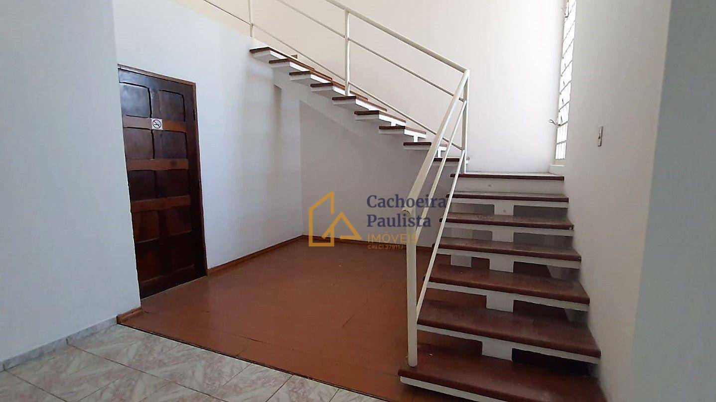 Casa à venda com 3 quartos, 245m² - Foto 4