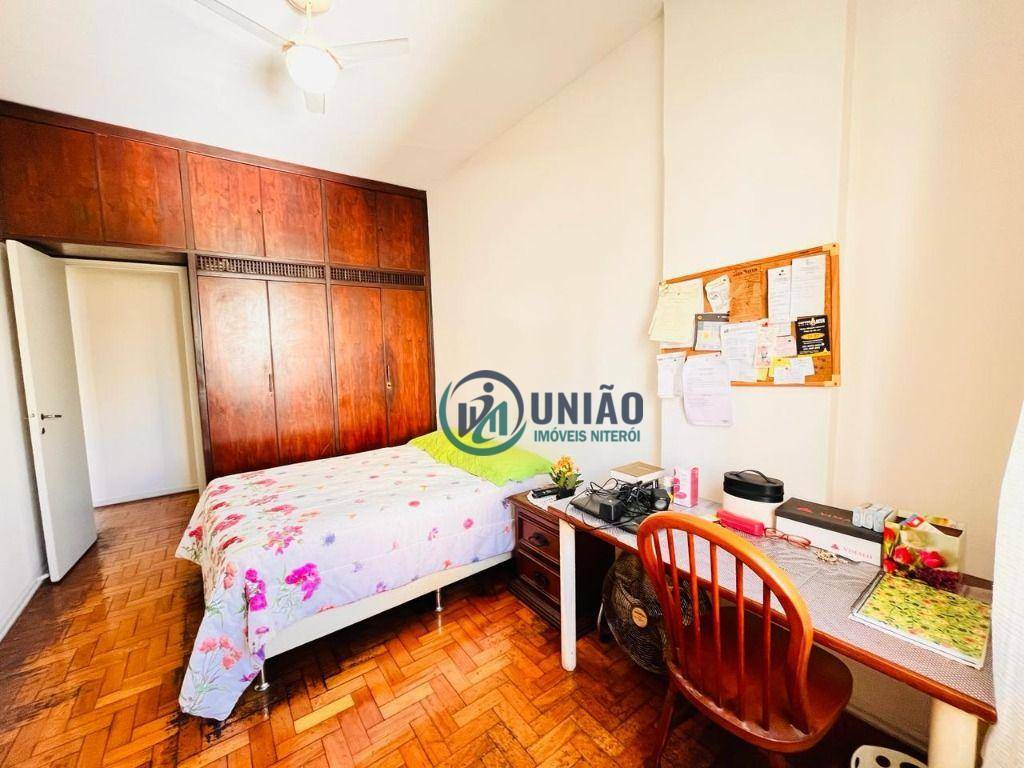 Apartamento à venda com 3 quartos, 100m² - Foto 8