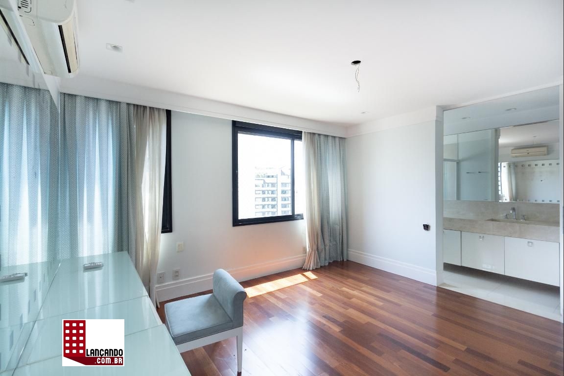 Apartamento à venda com 3 quartos, 272m² - Foto 18