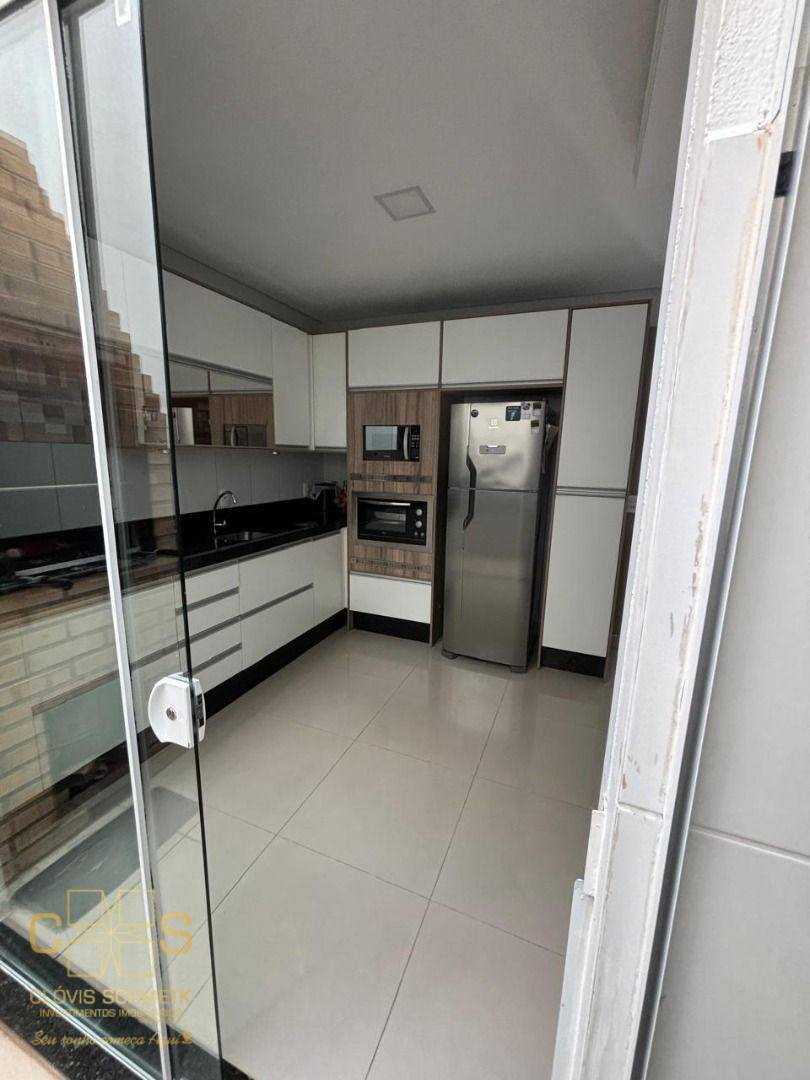 Sobrado à venda com 2 quartos, 80m² - Foto 8