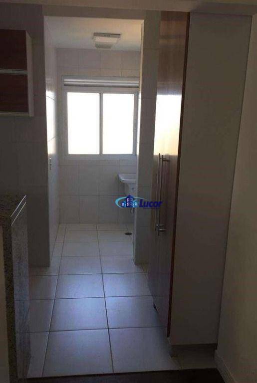 Apartamento à venda com 2 quartos, 56m² - Foto 4