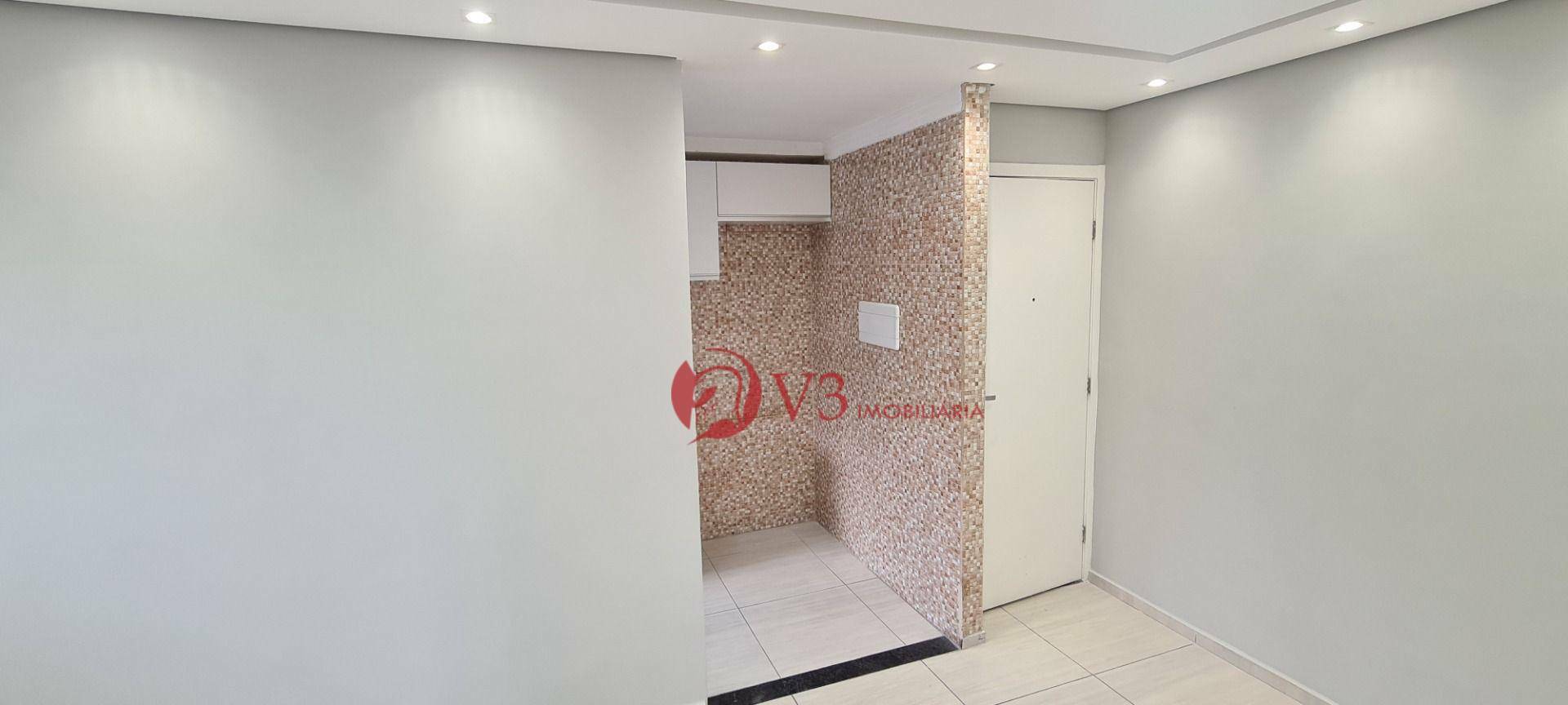 Apartamento à venda com 2 quartos, 40m² - Foto 4