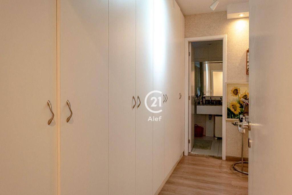 Apartamento à venda com 4 quartos, 168m² - Foto 24