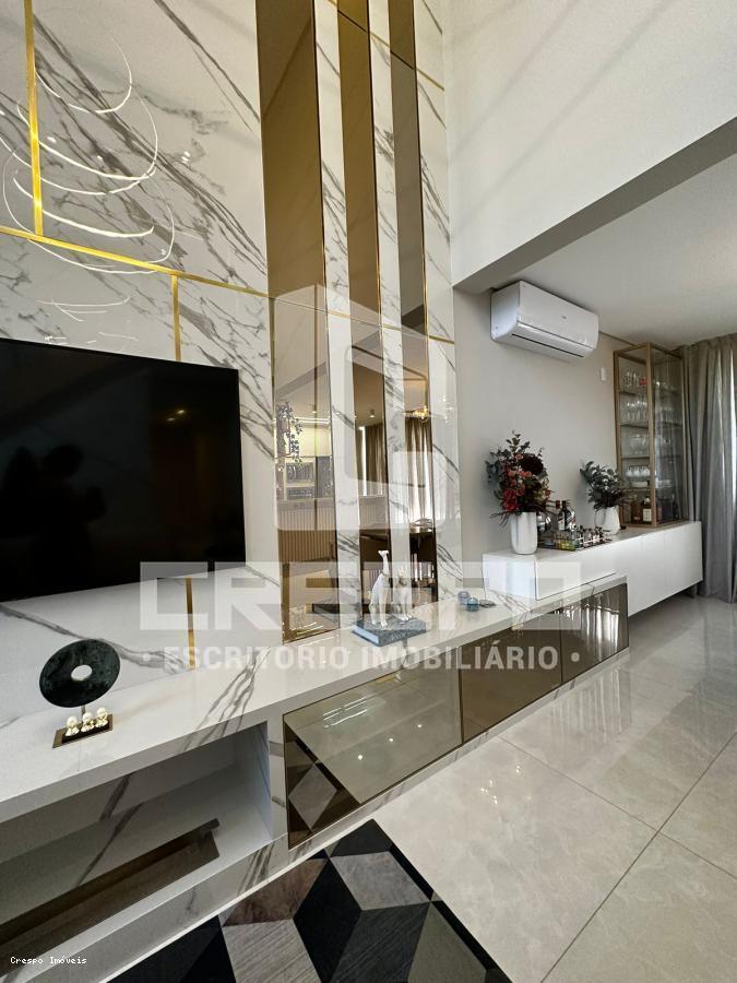 Casa à venda com 3 quartos, 335m² - Foto 8