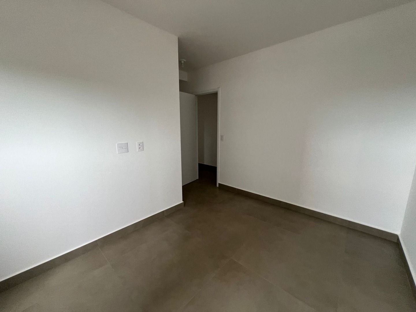 Apartamento à venda com 4 quartos, 198m² - Foto 22