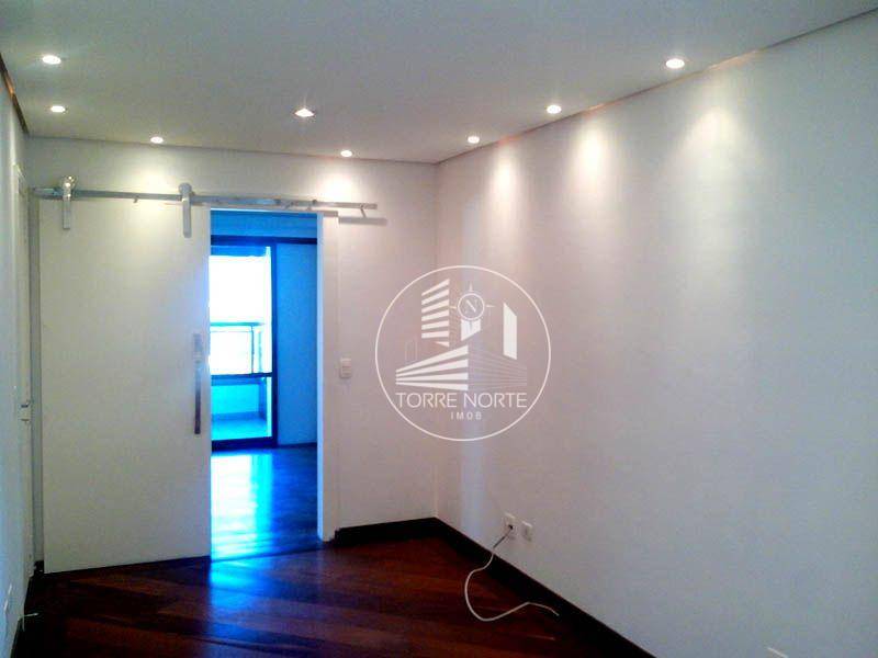 Apartamento à venda com 4 quartos, 246m² - Foto 12