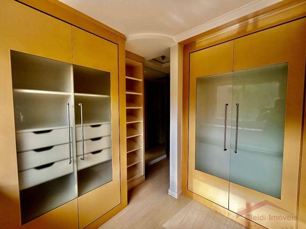 Apartamento para alugar com 2 quartos, 120m² - Foto 15