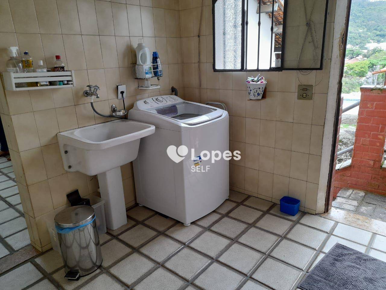 Casa à venda com 4 quartos, 156m² - Foto 25