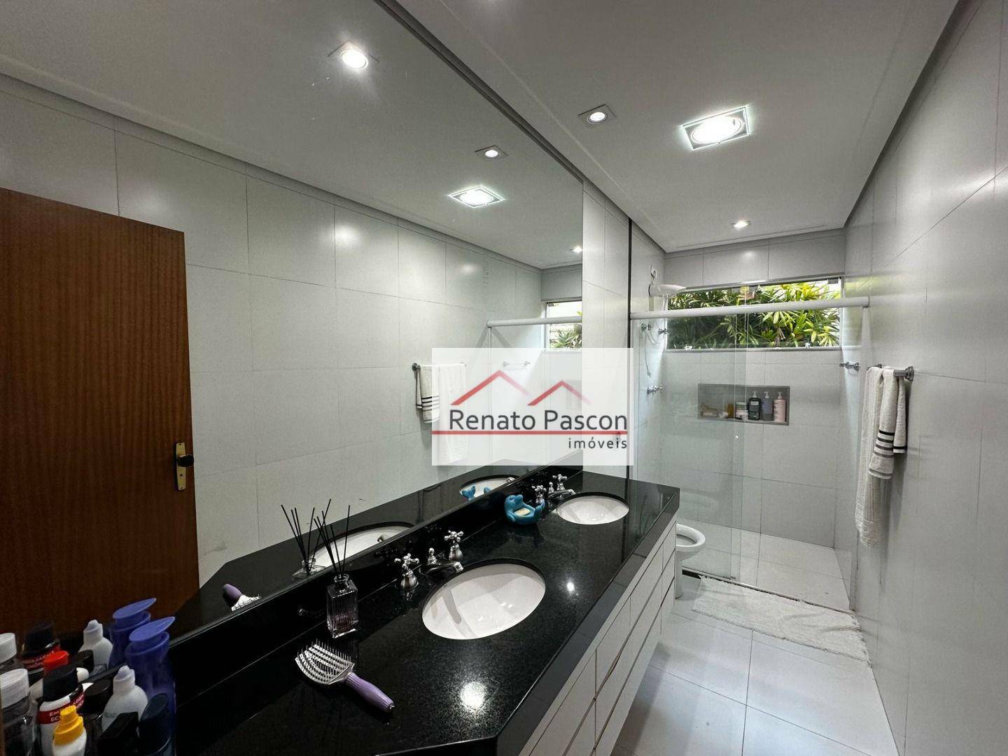 Casa à venda com 3 quartos, 450m² - Foto 10