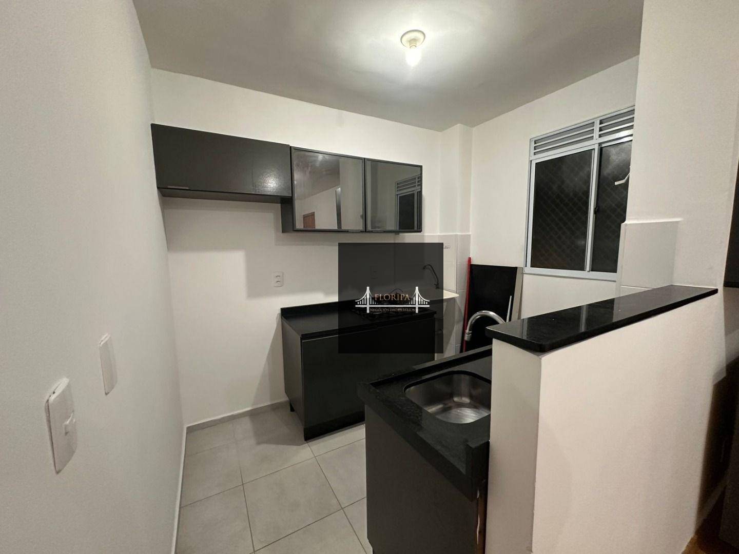 Apartamento à venda com 2 quartos, 44m² - Foto 2