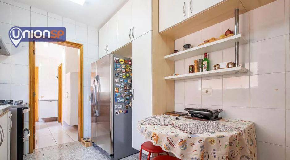 Apartamento à venda com 4 quartos, 144m² - Foto 19