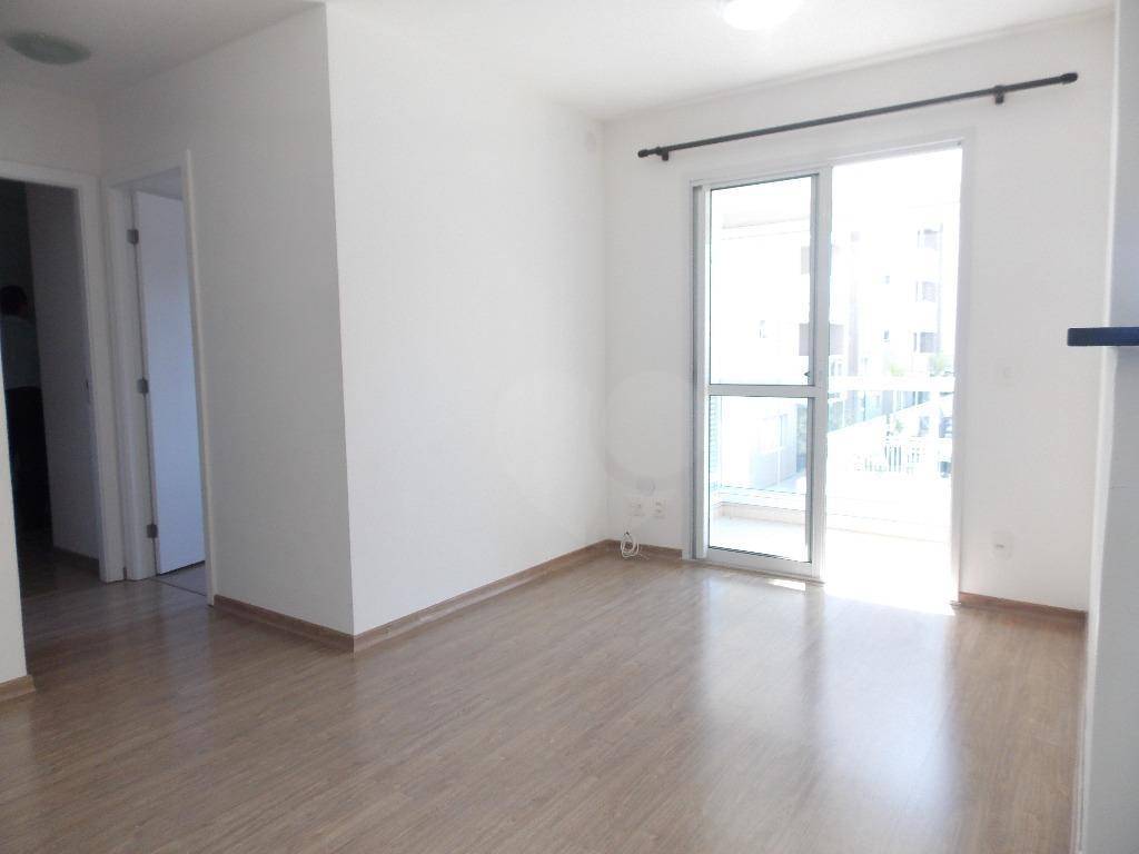 Apartamento para alugar com 2 quartos, 53m² - Foto 7
