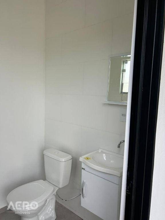 Casa à venda com 2 quartos, 90m² - Foto 15