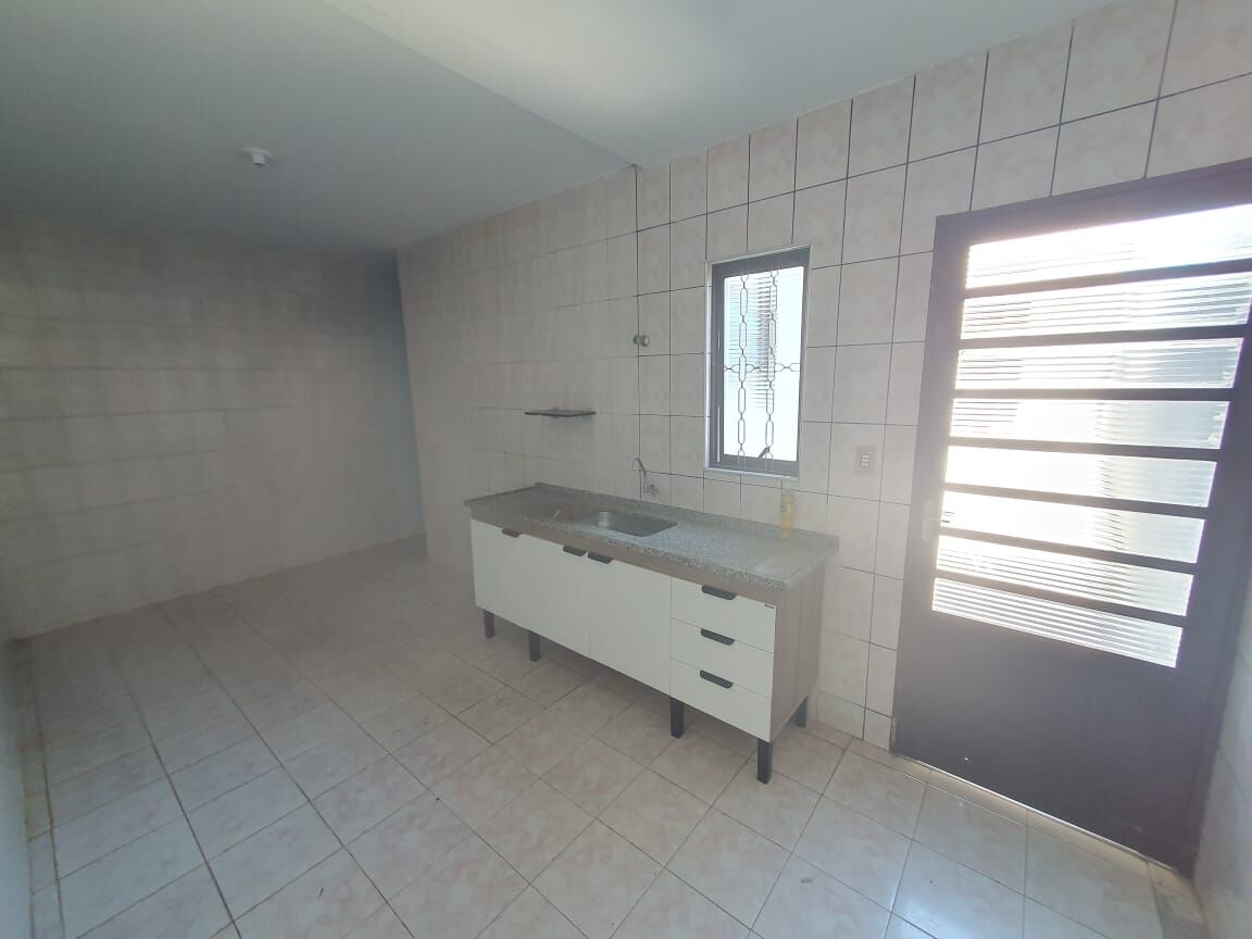 Casa à venda com 3 quartos, 180m² - Foto 10