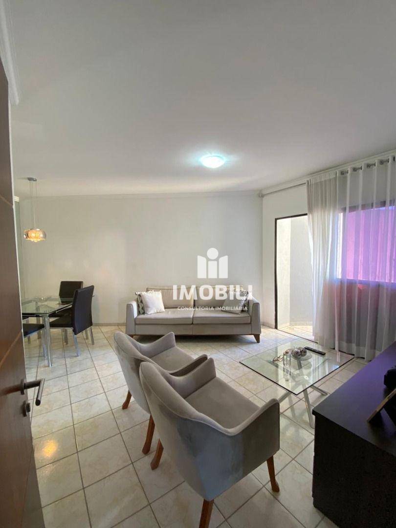 Apartamento à venda com 3 quartos, 76m² - Foto 2