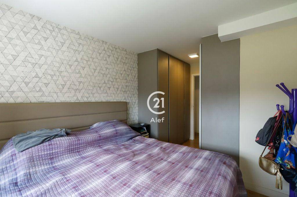 Apartamento à venda com 3 quartos, 157m² - Foto 14