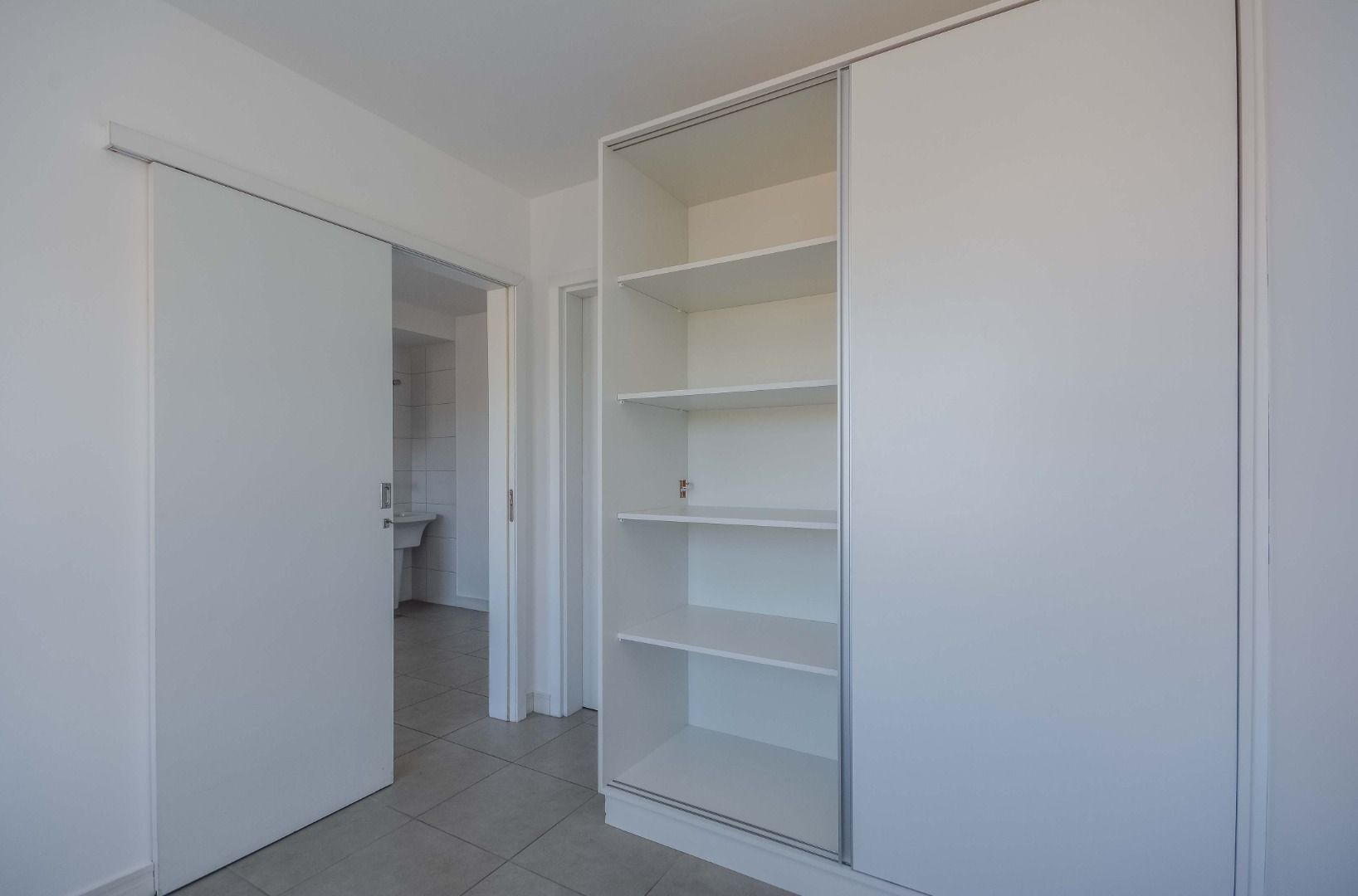 Apartamento para alugar com 1 quarto, 37m² - Foto 25