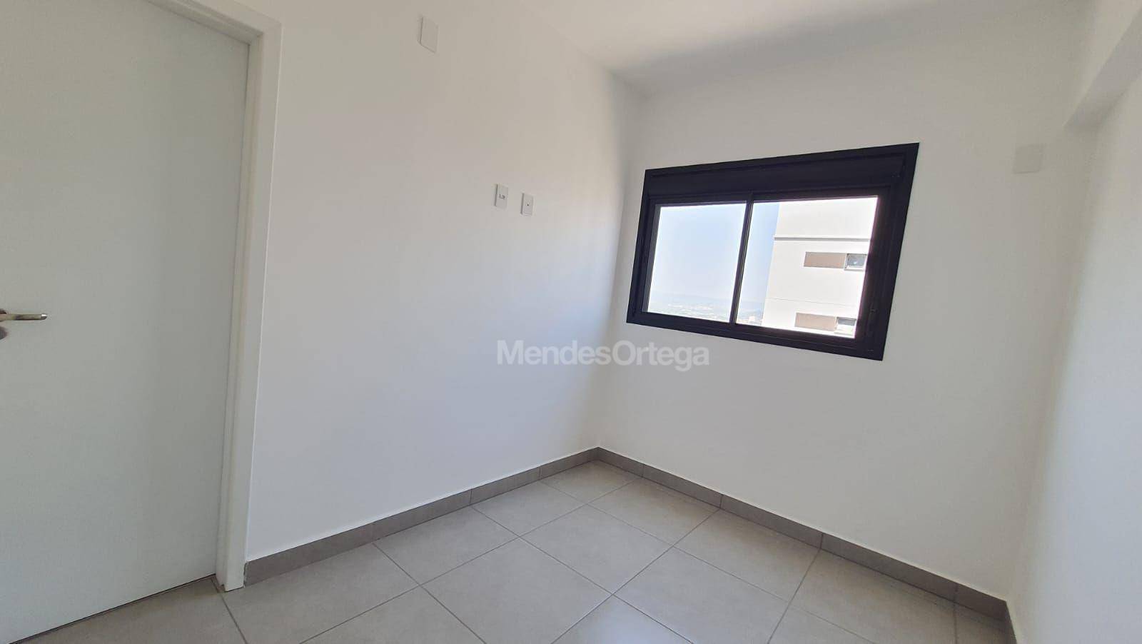 Apartamento para alugar com 3 quartos, 125m² - Foto 15