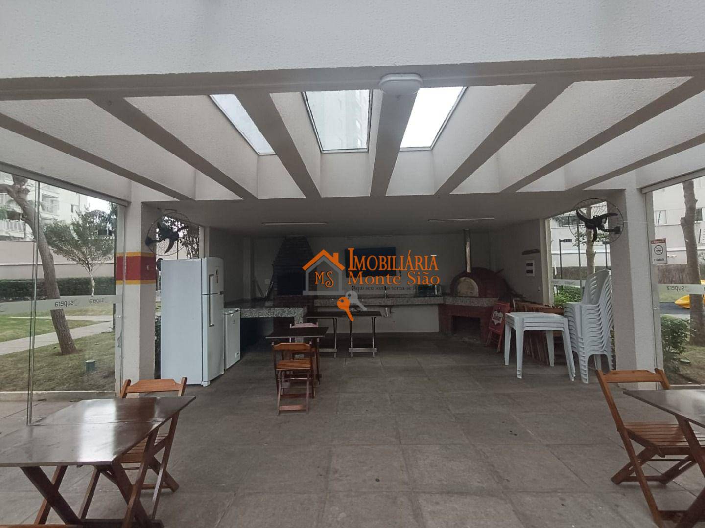 Apartamento à venda com 3 quartos, 86m² - Foto 33