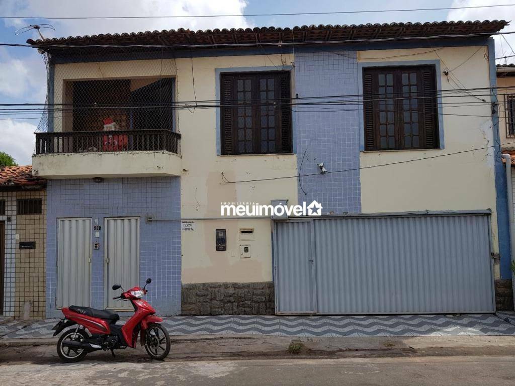 Casa à venda com 3 quartos, 250M2 - Foto 1