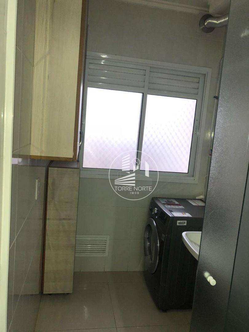 Apartamento à venda com 2 quartos, 65m² - Foto 43