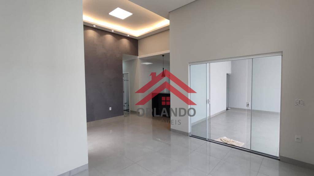 Casa à venda com 3 quartos, 116m² - Foto 1