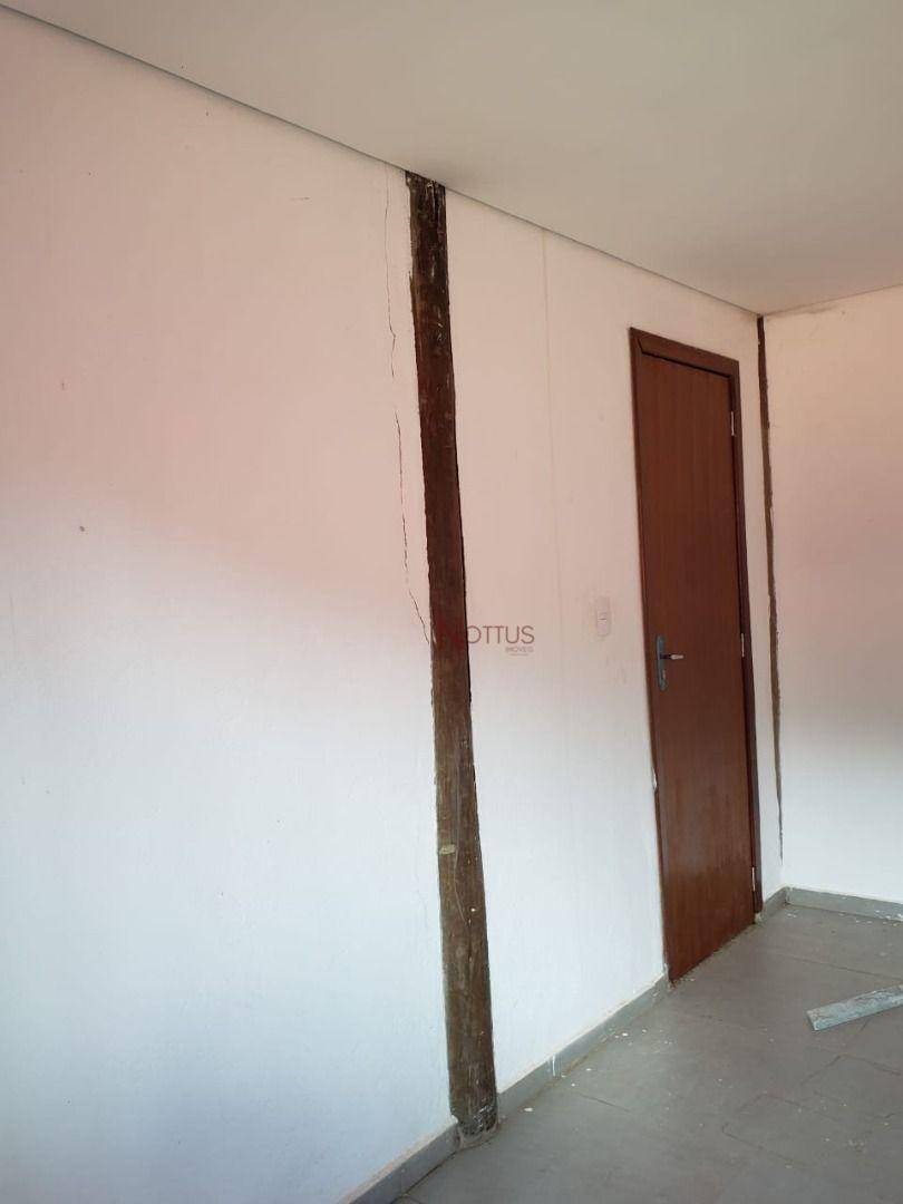 Casa à venda com 3 quartos, 360m² - Foto 12