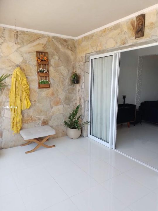 Casa à venda com 3 quartos, 290m² - Foto 3