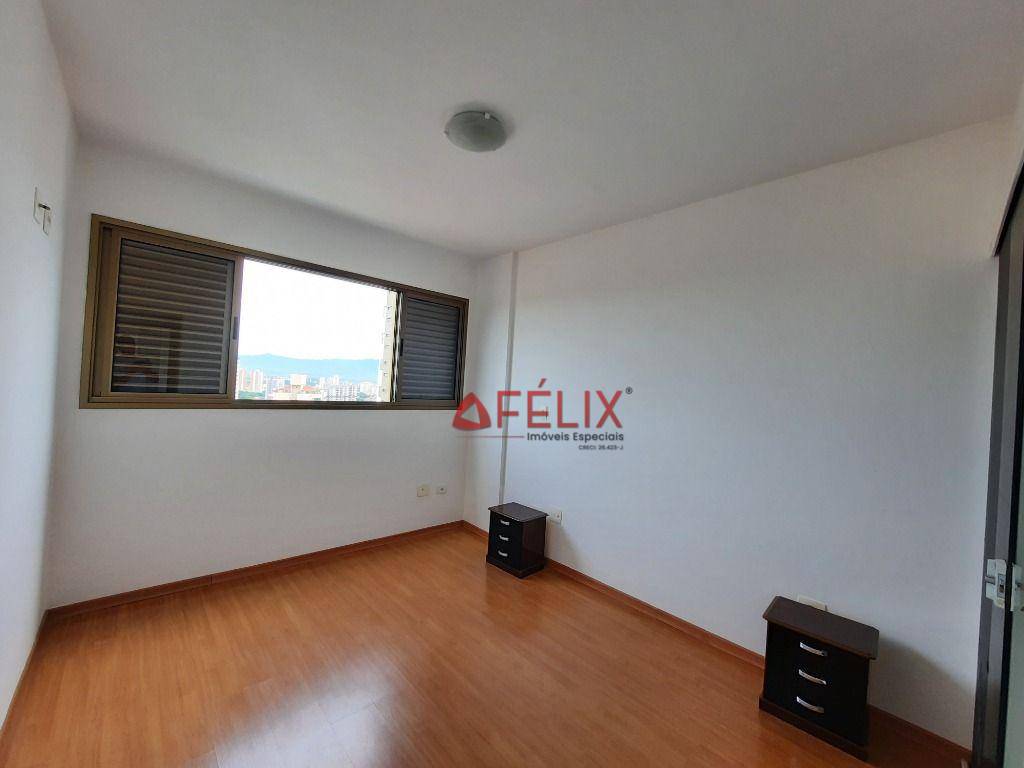 Apartamento à venda com 3 quartos, 107m² - Foto 29