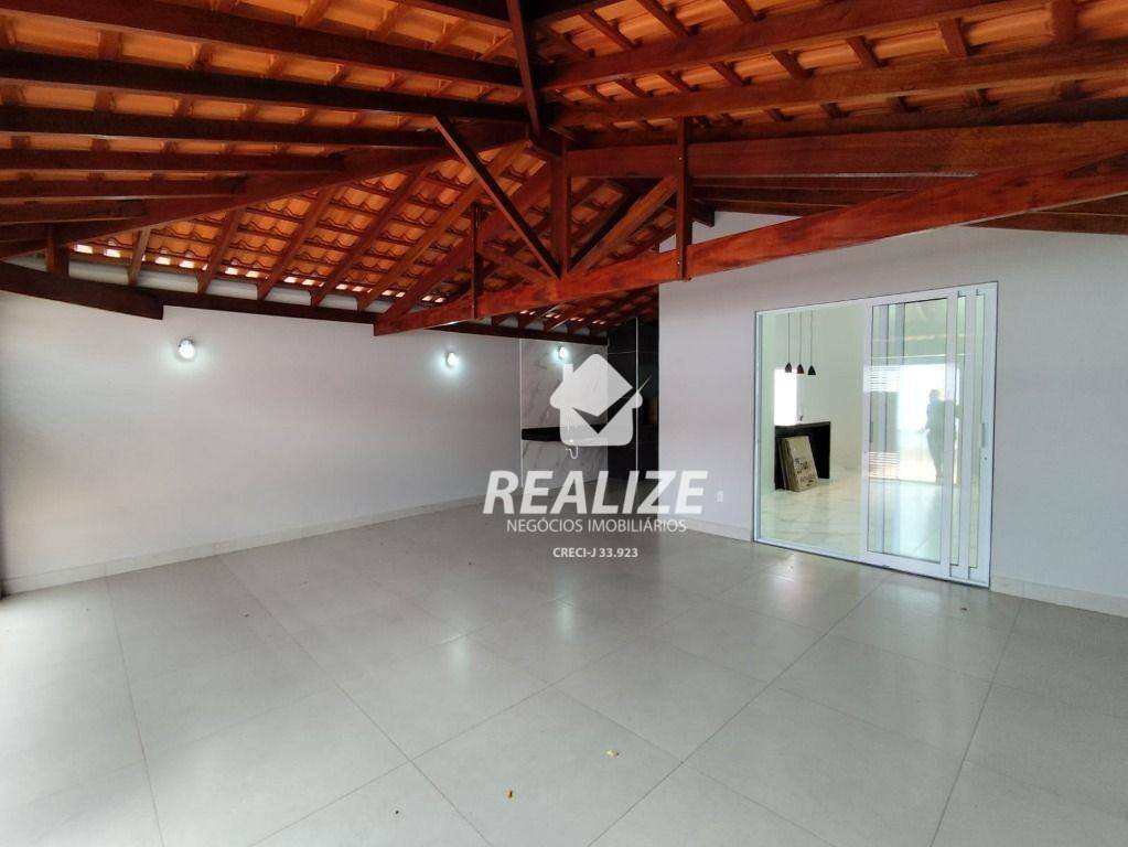 Casa à venda com 3 quartos, 150m² - Foto 1