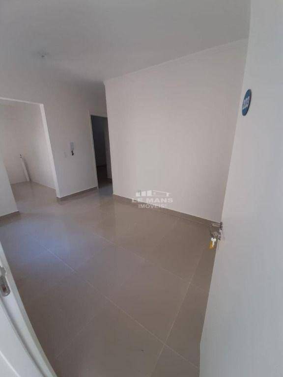 Apartamento à venda com 2 quartos, 45m² - Foto 5