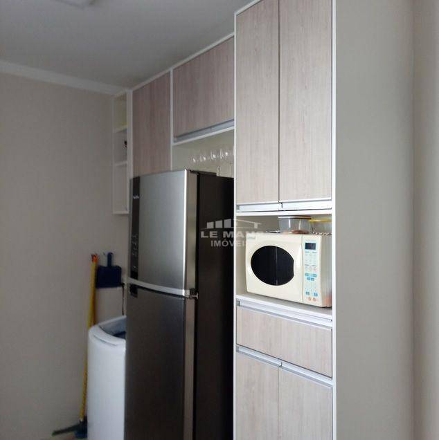 Apartamento à venda com 2 quartos, 48m² - Foto 3