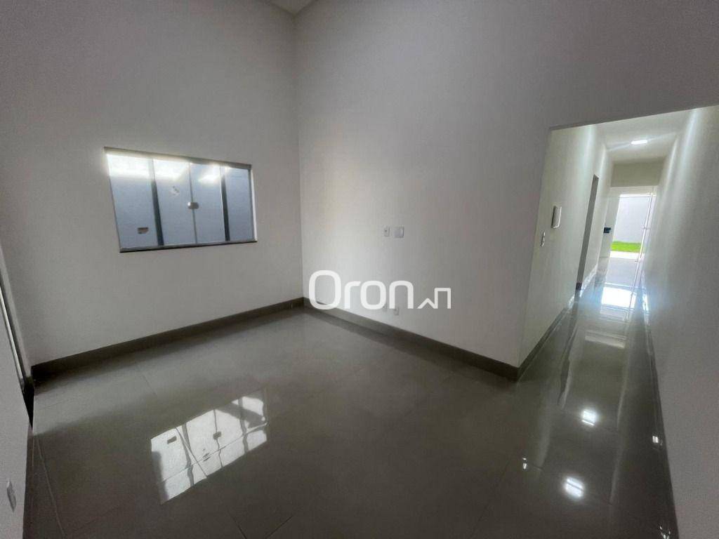 Casa à venda com 3 quartos, 98m² - Foto 2