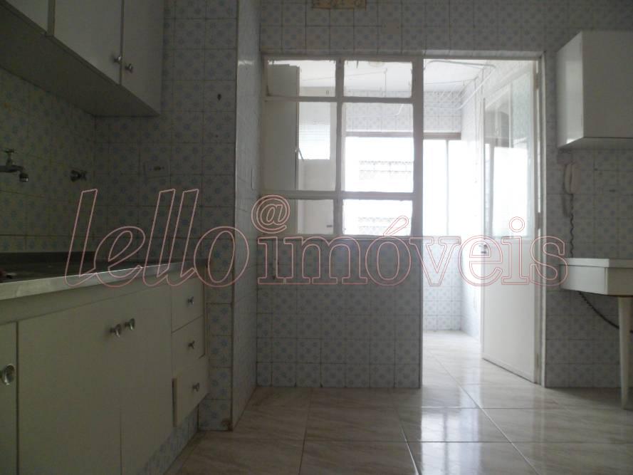 Apartamento para alugar com 3 quartos, 110m² - Foto 14