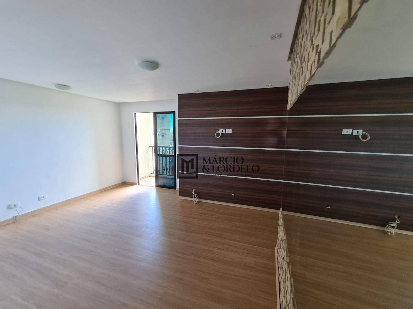 Apartamento à venda com 3 quartos, 69m² - Foto 4