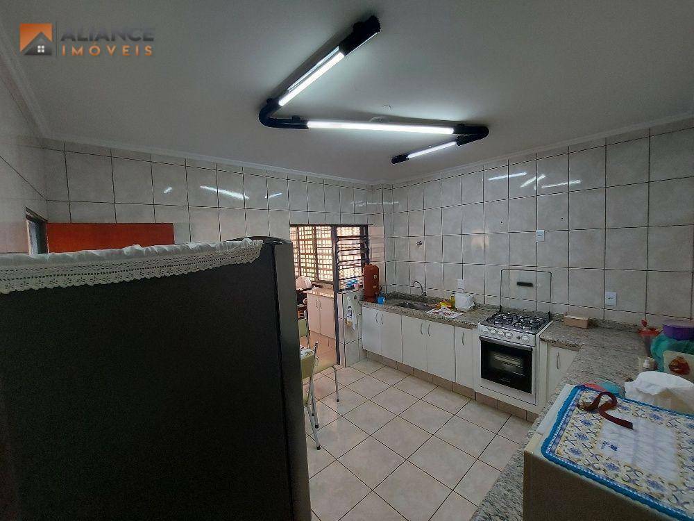 Apartamento à venda com 2 quartos, 89m² - Foto 19