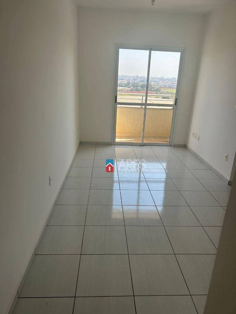 Apartamento à venda com 2 quartos, 58m² - Foto 2