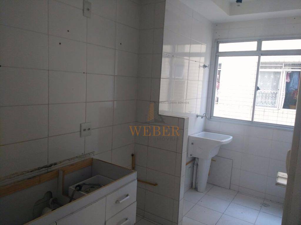 Apartamento à venda com 2 quartos, 44m² - Foto 8