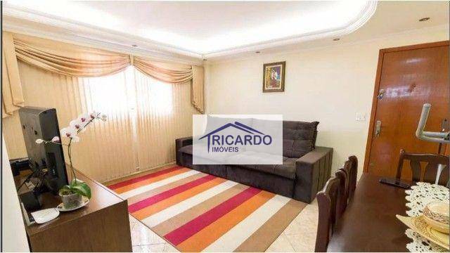 Apartamento à venda com 2 quartos, 74m² - Foto 3