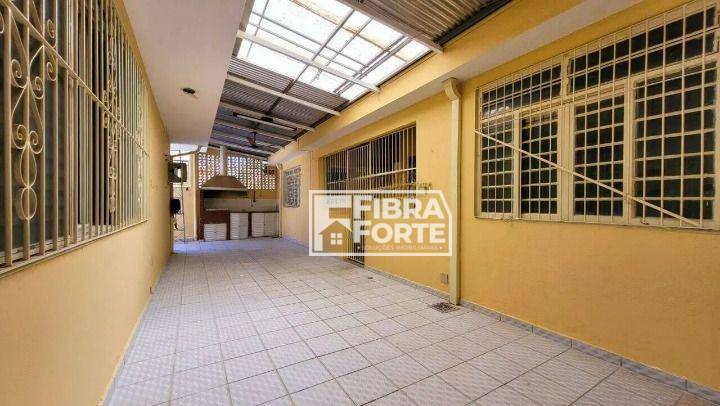 Casa à venda e aluguel com 3 quartos, 213m² - Foto 18