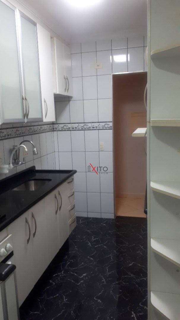 Apartamento para alugar com 3 quartos, 64m² - Foto 17